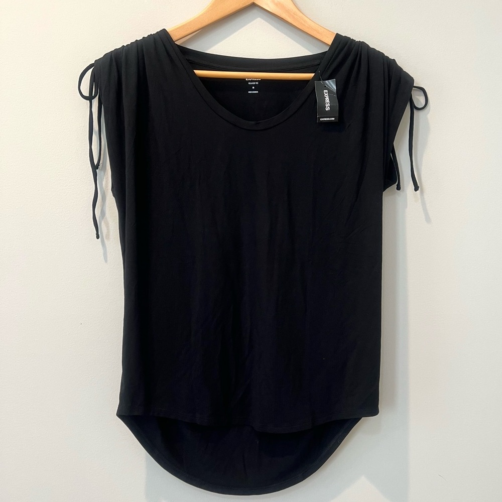 Express Relaxed Fit Black Tee Size XS